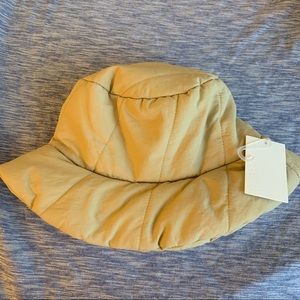 Forever 21 Puffer Bucket Hat